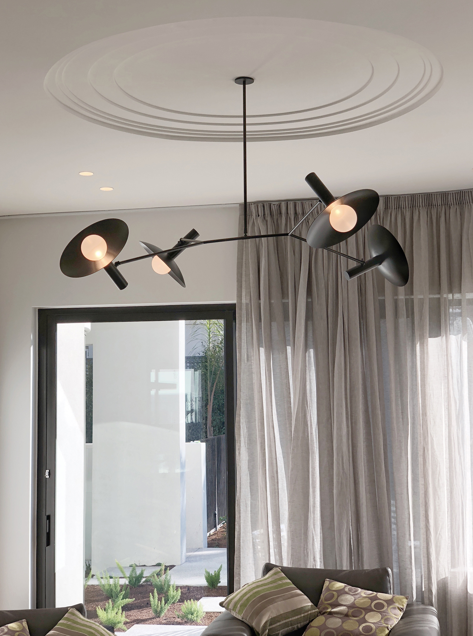 Branchflower+Pendant+Large+with+pivoting+shades+dark+bronze